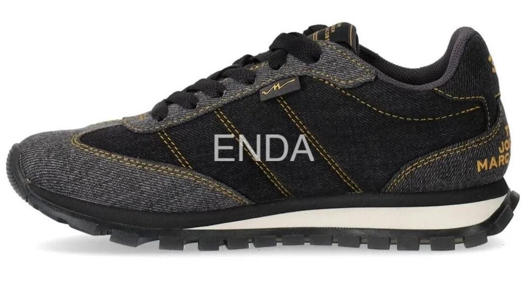 ZAPATILLA NEGRA - MARC JACOBS (MJ)