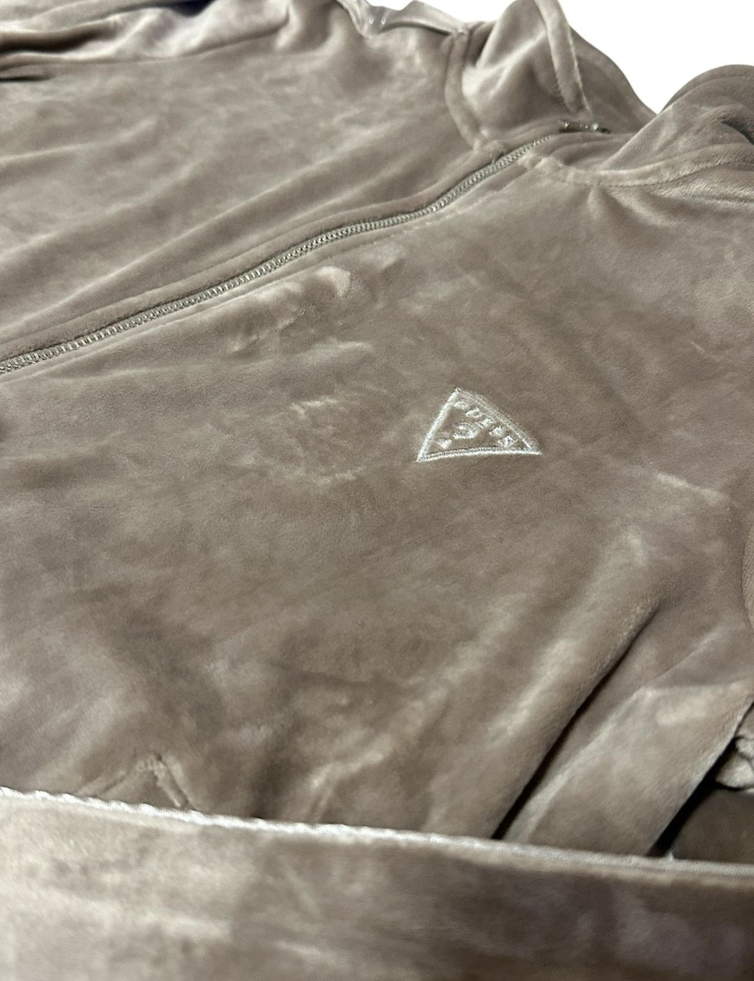 Polera GUESS mujer color champán